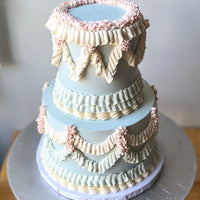 Ornate Lambeth Two-Tier