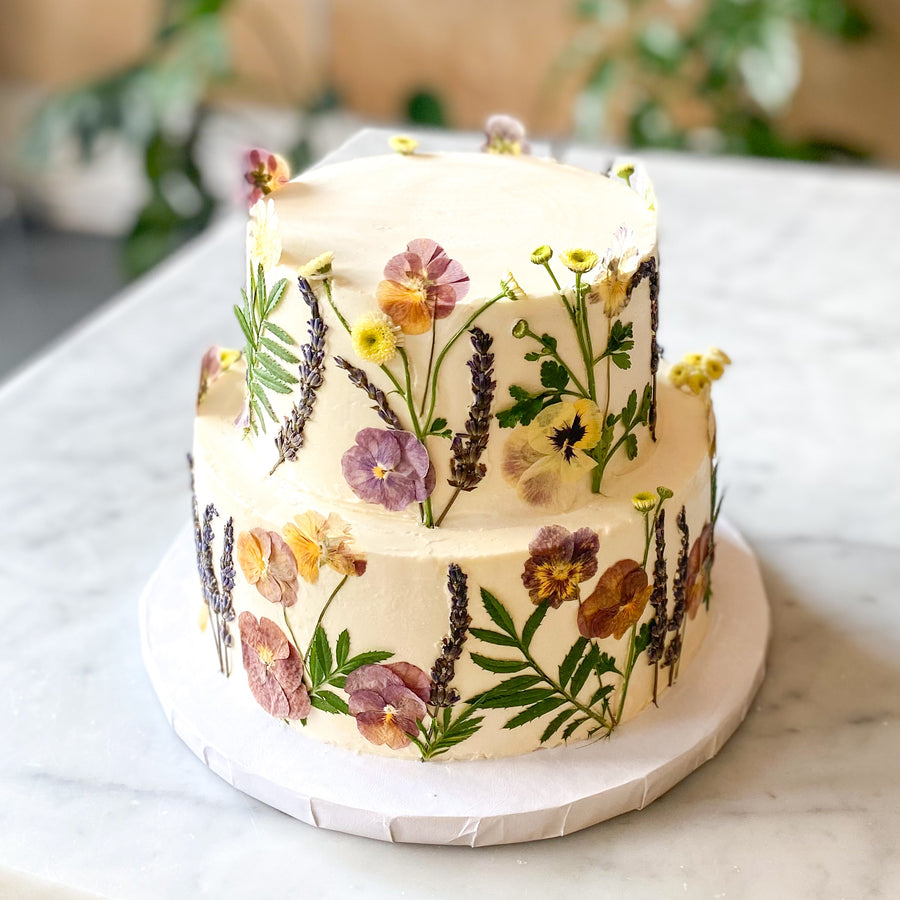 Sunflower Tier Cake – Moeller's Bakery